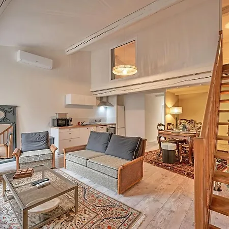 Apartment Pop Chartreuse - Ac - Wifi - Historic Center